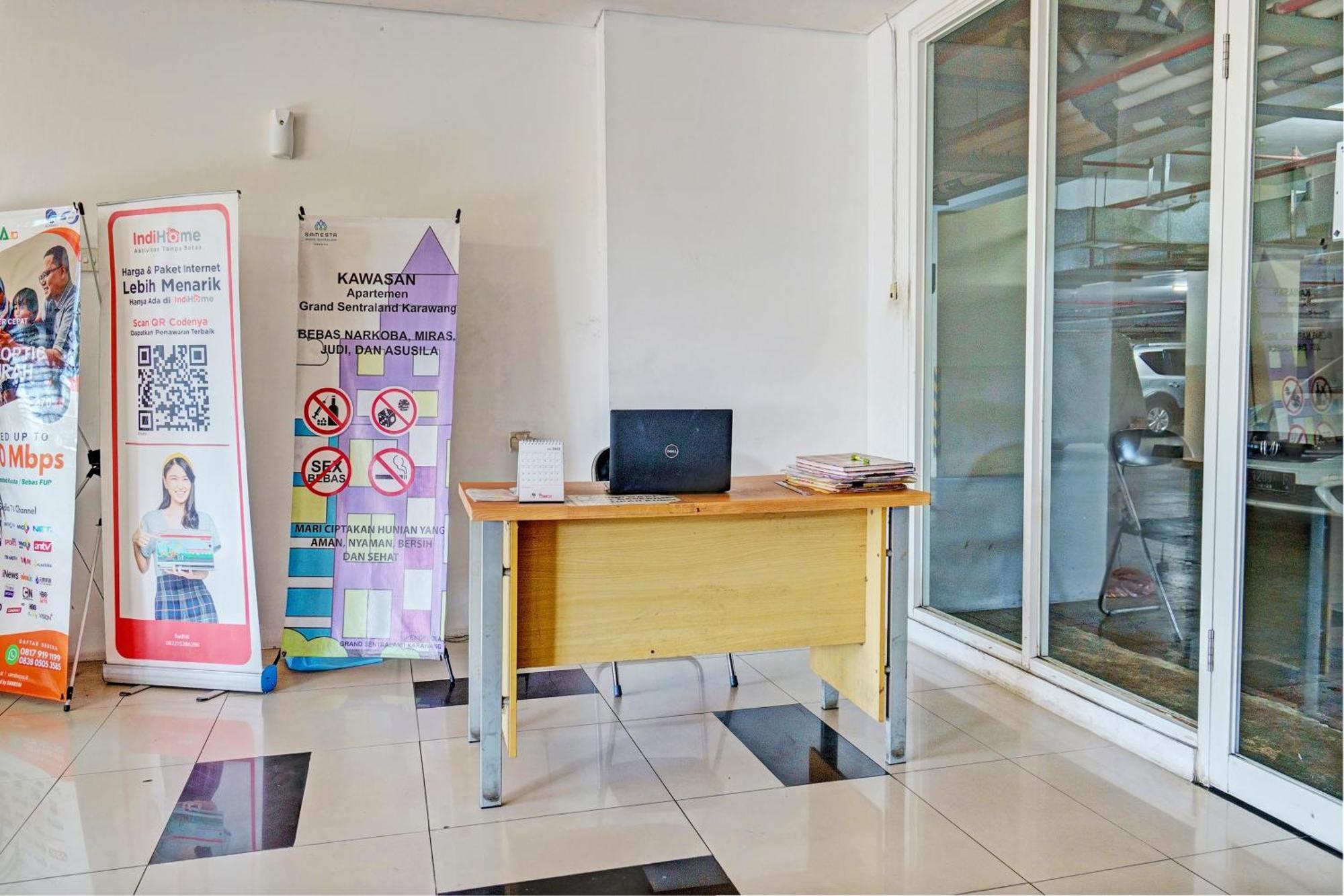 Oyo Life 93170 Apartement Gateway Cicadas By Mr Pro Bandung Bagian luar foto